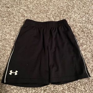 Kids Under Armour shorts size 6